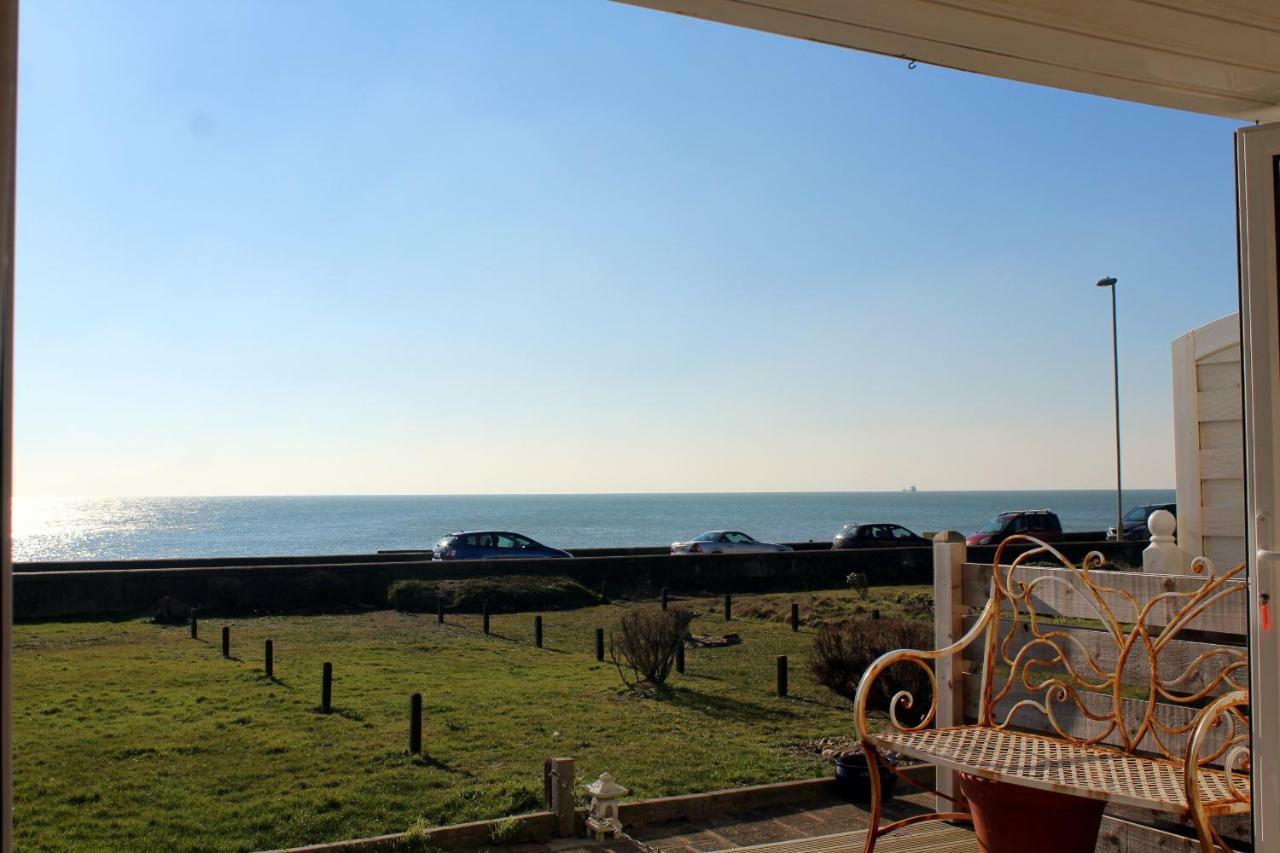 Pebbles Beach House By Air Premier Seaford Luaran gambar